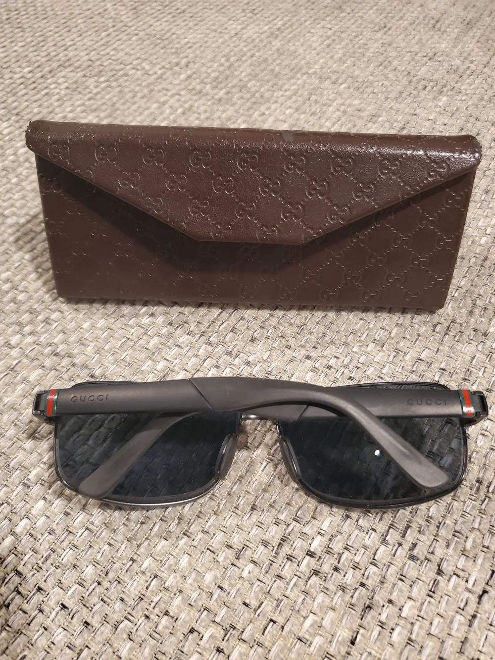 Gucci Men's Brown Leather Sunglasses Case with Black Aviator Sunglasses